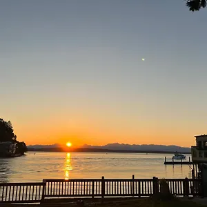 Waterfront Hidden Gem Seattle