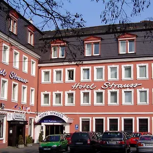 Partner Strauss 3* Würzburg